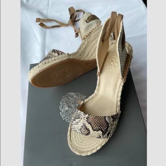 VINCE CAMUTO, NEW WOVEN WEDGE WOMEN SANDAL, - Picture 2 of 7